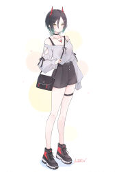 1girl absurdres alternate_costume azur_lane bag bare_shoulders belt black_choker black_hair blush breasts casual choker commentary_request hair_between_eyes highres horns legs livetarica mechanical_horns medium_breasts multicolored_hair red_horns shoes short_hair shorts shoulder_bag simple_background sneakers solo thigh_strap ulrich_von_hutten_(azur_lane) white_background yellow_eyes