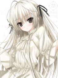 1girl 2000s_(style) above_cleavage_cutout ahoge akatsuki_(ggsy7885) artist_name black_eyes black_ribbon buttons closed_mouth clothing_cutout dress faux_retro_artstyle hair_between_eyes hair_ribbon hashimoto_takashi_(style) highres kasugano_sora light_blush light_particles light_smile long_hair looking_at_viewer mandarin_collar official_style parody ribbon simple_background solo style_parody three-quarter_sleeves twitter_username two_side_up upper_body very_long_hair watermark white_background white_dress white_hair white_theme yosuga_no_sora