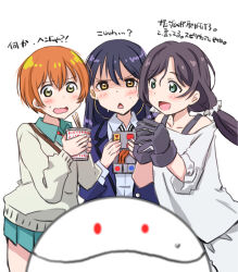3girls absurdres amate_yuzuriha amate_yuzuriha_(cosplay) blue_hair blush commentary_request company_connection cosplay gloves green_eyes gundam gundam_gquuuuuux haro highres holding hoshizora_rin long_hair look-alike love_live! love_live!_school_idol_project low_twintails maruyo multiple_girls nyaan_(gundam_gquuuuuux) nyaan_(gundam_gquuuuuux)_(cosplay) orange_hair parody purple_hair red_eyes robot short_hair shuji_ito shuji_ito_(cosplay) sonoda_umi sunrise_(company) tojo_nozomi translation_request twintails white_background yellow_eyes