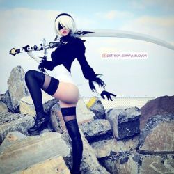 Rule 34 | 1girl, 2b (nier:automata), boots, female focus, lipstick, looking at viewer, lowres, makeup, nier:automata, nier (series), outdoors, photo (medium), ruins, short hair, solo, sword, thighhighs, weapon, white hair, yuzu pyon