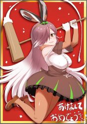 1girl animal_ear_fluff animal_ears border breasts brown_hair brown_shoes brown_skirt chinese_zodiac commentary_request elbow_gloves european_hare_(kemono_friends) extra_ears frilled_skirt frills full_body fur-trimmed_sleeves fur_collar fur_trim gloves gradient_hair hair_over_one_eye hairband high-waist_skirt highres kemono_friends kine large_breasts long_hair mallet masuyama_ryou multicolored_hair one_eye_covered pantyhose parted_lips rabbit_ears rabbit_girl rabbit_tail red_background shoes short_sleeves simple_background skirt smile solo tail very_long_hair white_hair year_of_the_rabbit