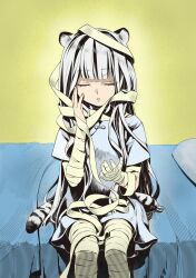 1girl animal_ears atla_fayon bandaged_arm bandaged_leg bandages bed_sheet black_hair blind blue_shirt closed_eyes green_background hands_up highres lion_ears lion_girl lion_tail long_hair minami_seira multicolored_hair on_bed parted_lips pillow second-party_source shirt short_sleeves simple_background sitting solo streaked_hair tail tate_no_yuusha_no_nariagari two-tone_hair white_hair