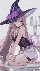 1girl absurdres ai_dongdong bare_shoulders barefoot brown_hair closed_mouth flower hat hat_flower herta_(honkai:_star_rail) highres honkai:_star_rail honkai_(series) jewelry key key_necklace long_hair looking_at_viewer necklace no_legwear purple_eyes purple_flower purple_nails seiza sitting smile solo the_herta_(honkai:_star_rail) thighs very_long_hair witch_hat