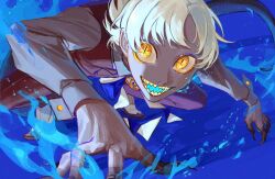 1boy all_fours blue_background blue_tongue claws colored_skin colored_tongue formal_clothes full_body grey_skin highres lizard_tail looking_at_viewer male_focus momomo_906 original purple_suit reptile_boy sharp_teeth short_hair slit_pupils solo suit tail teeth white_hair yellow_eyes