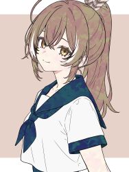 1girl absurdres ahoge alternate_costume brown_eyes brown_hair feathers hair_ornament highres hololive hololive_english long_hair looking_at_viewer military_uniform nanashi_mumei naval_uniform ponytail simple_background smile virtual_youtuber