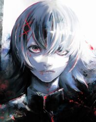 1boy androgynous black_hair black_shirt gradient_background gradient_hair hair_ornament hairclip highres lips looking_at_viewer male_focus multicolored_hair shaded_face shadow shirt short_hair simple_background solo stitched_face stitched_neck stitches suzuya_juuzou tokyo_ghoul tokyo_ghoul:re x_hair_ornament xa8uofivf2mcart