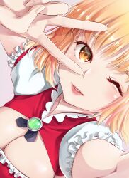 1girl absurdres blonde_hair breasts brooch cleavage cleavage_cutout clothing_cutout frilled_sleeves frills green_brooch grey_background hair_over_one_eye highres jewelry large_breasts lips looking_at_viewer mizunocarbona multicolored_hair orange_eyes original parted_lips pink_hair puffy_short_sleeves puffy_sleeves selfie short_sleeves simple_background smile solo streaked_hair upper_body v