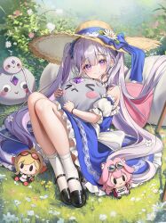 Rule 34 | &gt; &lt;, 1girl, absurdres, alternate costume, aoi 13, black shoes, blue dress, blue ribbon, closed mouth, commentary request, day, detached sleeves, dress, field, flower, flower field, frilled dress, frilled sleeves, frills, full body, gem, grass, grey hair, hair between eyes, hat, hat flower, hat ribbon, highres, holding, holding stuffed toy, hololive, hololive english, jewel under eye, kaela kovalskia, kaela kovalskia (1st costume), knees up, koseki bijou, light blush, long hair, looking at viewer, mary janes, on grass, outdoors, parted bangs, pebble (koseki bijou), puffy detached sleeves, puffy short sleeves, puffy sleeves, purple eyes, purple gemstone, purple hair, purple nails, raora panthera, raora panthera (1st costume), ribbon, shoes, short sleeves, sidelocks, sitting, sleeveless, sleeveless dress, smile, socks, solo, straw hat, stuffed animal, stuffed toy, sun hat, twintails, very long hair, virtual youtuber, waist ribbon, white flower, white sleeves, white socks, wide brim