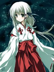 1girl 2000s_(style) chaamii cowboy_shot feather_hair_ornament feathers hair_ornament hakama hakama_skirt highres japanese_clothes long_hair looking_to_the_side miko nami_(tousui_kitan) night night_sky parted_lips red_hakama signature skirt sky sleeves_past_fingers sleeves_past_wrists solo tousui_kitan white_hair x_hair_ornament yellow_eyes