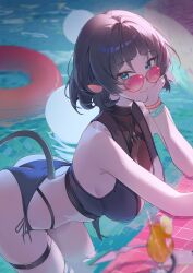 1girl absurdres animal_ears ass belt bent_over bikini black_belt black_bikini black_hair breasts chamaru5963 closed_mouth commentary cup drinking_glass elbow_rest green_eyes hand_on_own_cheek hand_on_own_face head_rest highleg highleg_bikini highres hurricane_glass innertube jane_doe_(zenless_zone_zero) large_breasts layered_bikini looking_at_viewer looking_over_eyewear mouse_ears mouse_girl mouse_tail pink-tinted_eyewear pool poolside sharp_tail side-tie_bikini_bottom smile solo sunglasses swim_ring swimsuit tail thigh_belt thigh_strap tinted_eyewear tropical_drink water zenless_zone_zero