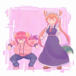 Rule 34 | &gt;:3, 2girls, belt, blonde hair, breasts, dragon girl, dragon horns, dragon tail, expressionless, female focus, gradient hair, highres, hood, hoodie, horns, huge breasts, hyped, ilulu (maidragon), kobayashi-san chi no maidragon, large breasts, maid, maid headdress, masked ink, meme, motion lines, multicolored hair, multiple girls, pink background, pink hair, pink hoodie, torn jeans, signature, signature, slit pupils, spanish text, tagme, tail, tohru (maidragon), twintails