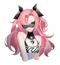 1girl artist_name asymmetrical_bangs black_bow bow breasts cleavage closed_mouth commentary commission cropped_arms cropped_torso green_eyes hair_bow highres large_breasts multiple_hair_bows nicole_demara pink_lips saiivia simple_background smile solo sunglasses twintails twitter_username upper_body white_background zenless_zone_zero